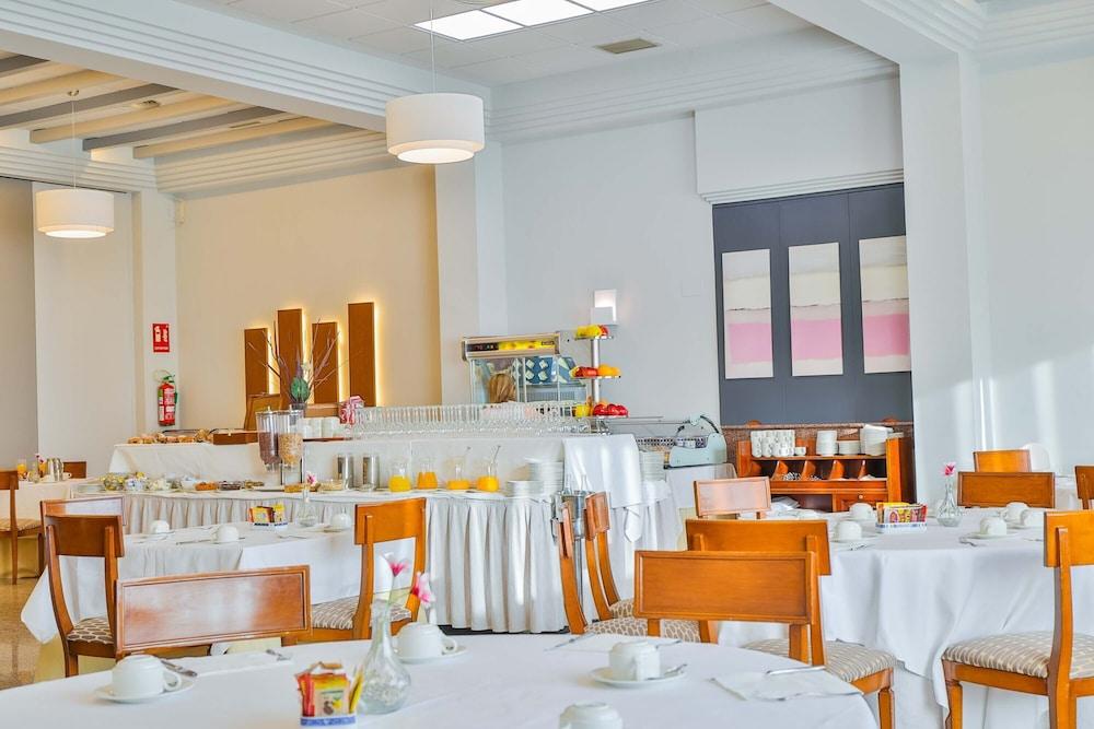 Velada Mérida Extérieur photo